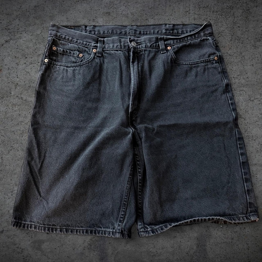 Vintage 2000's Levi's 550 Faded Black Denim Shorts Size 40 Y2K Goth Skate Grunge